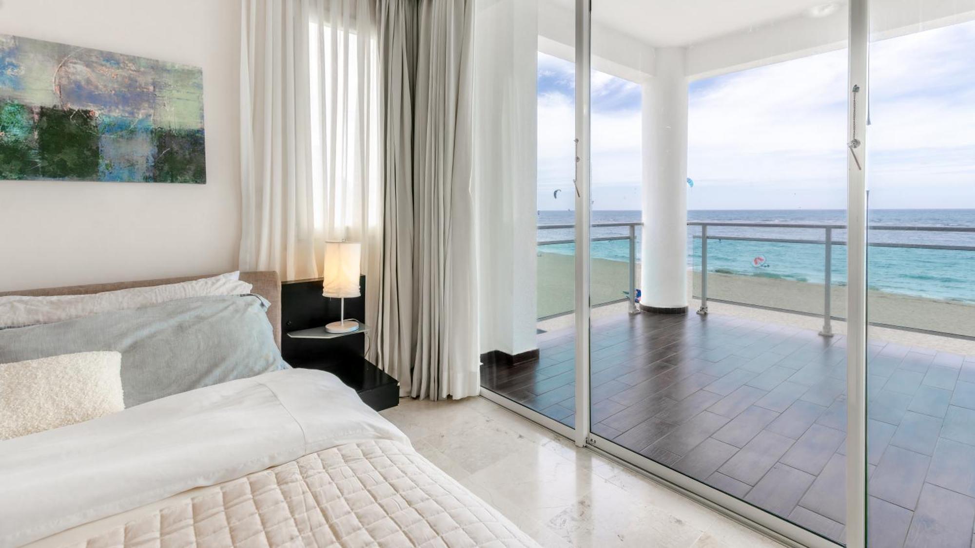 Watermark Luxury Oceanfront Residences 카바레테 외부 사진