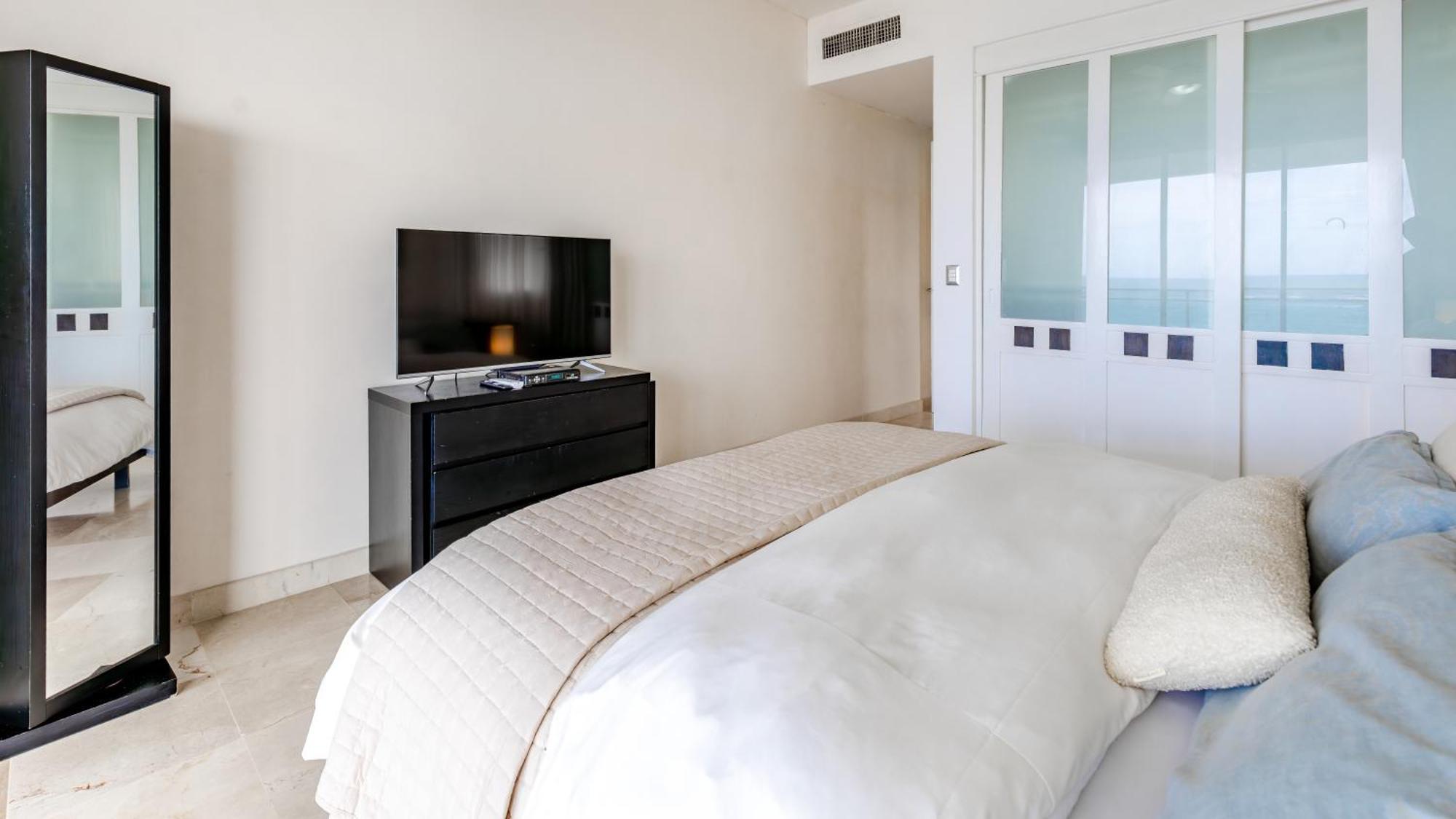 Watermark Luxury Oceanfront Residences 카바레테 외부 사진