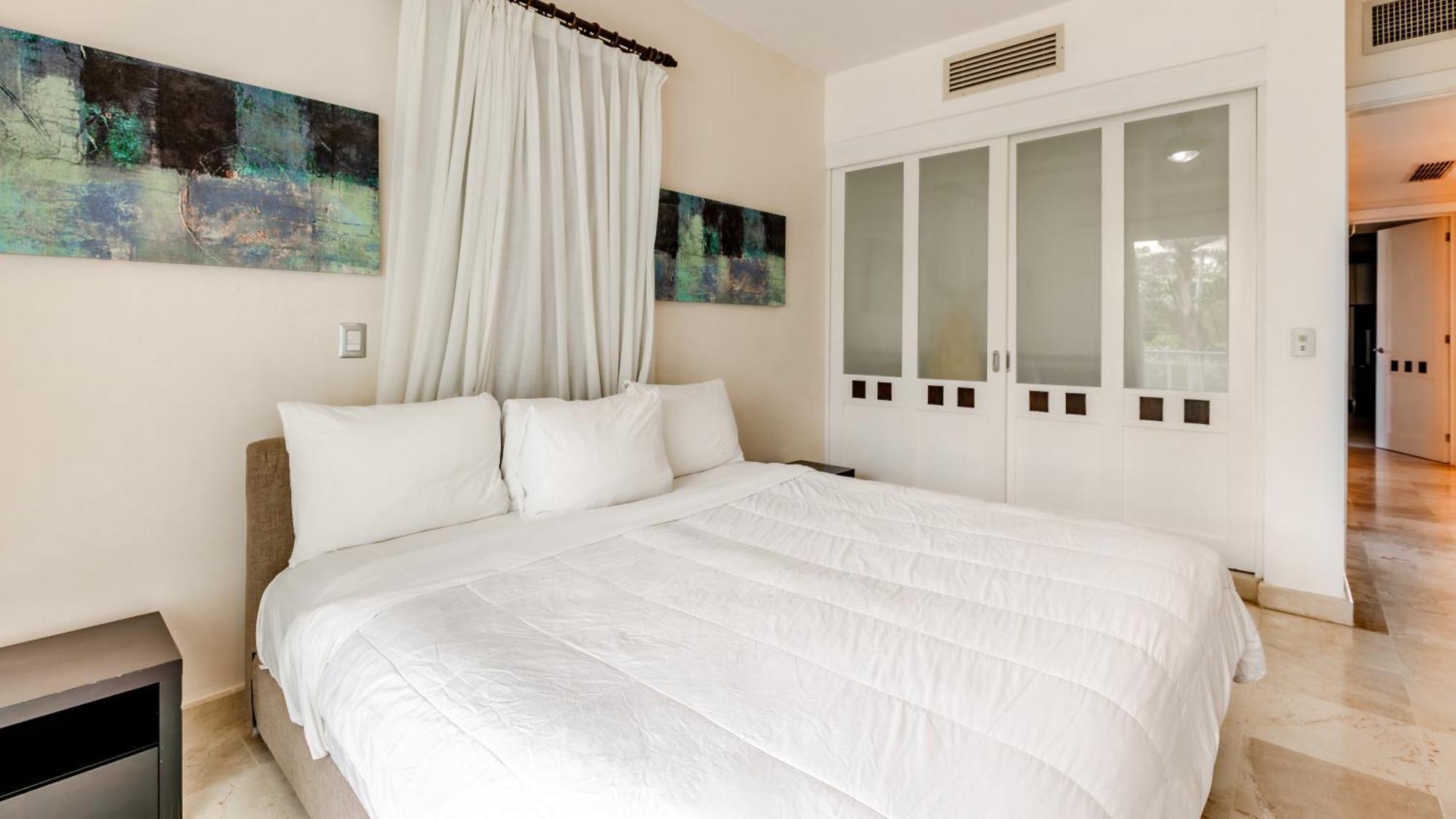 Watermark Luxury Oceanfront Residences 카바레테 외부 사진