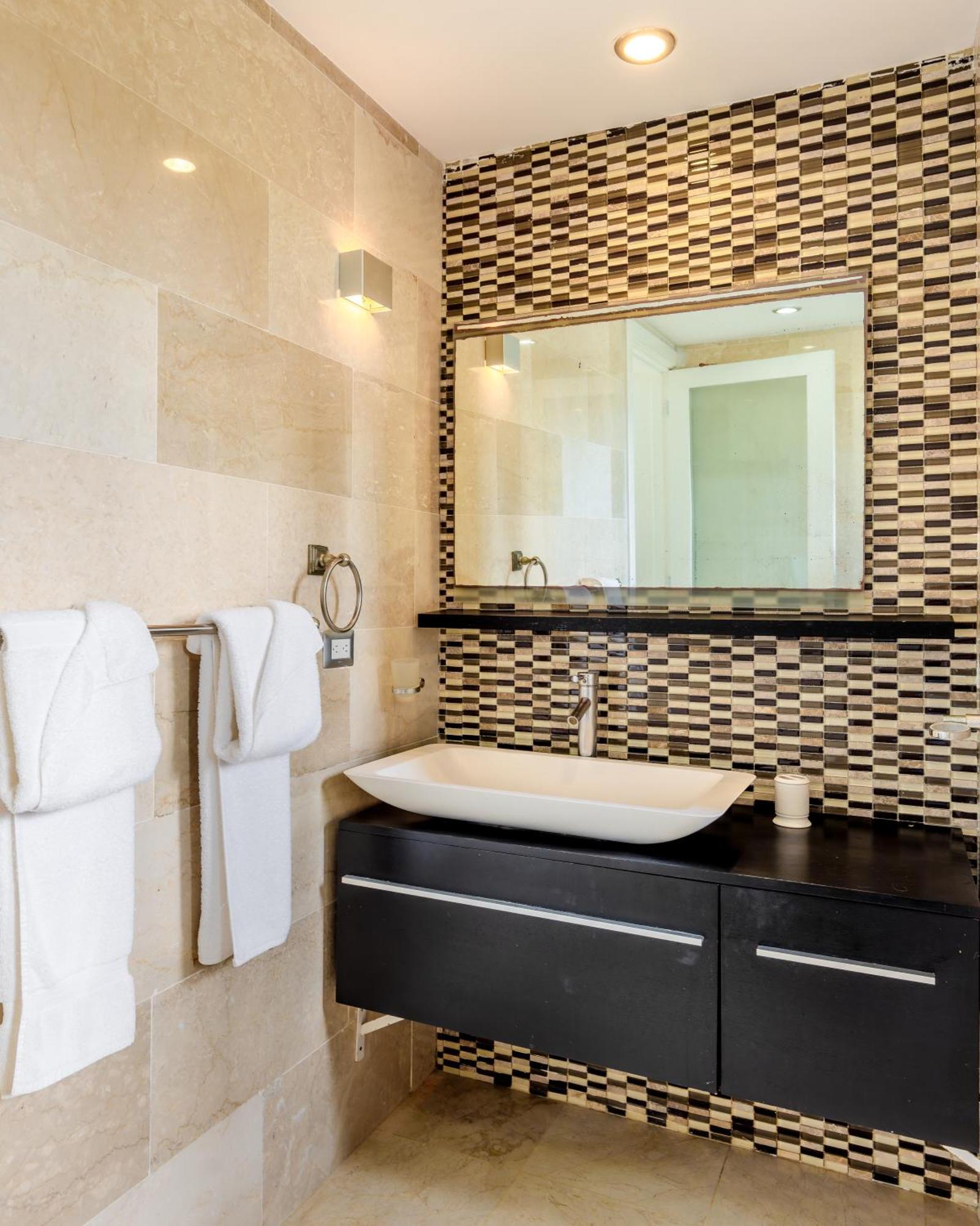 Watermark Luxury Oceanfront Residences 카바레테 외부 사진
